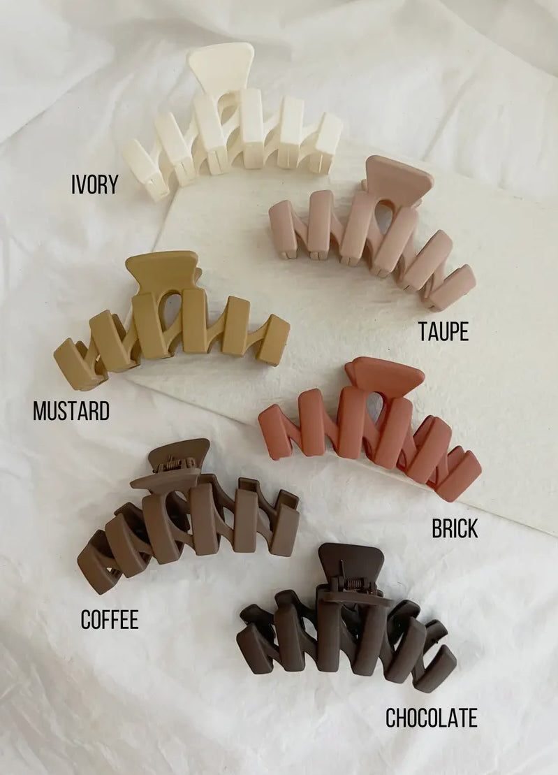 Love Lina Jumbo 4 inch Zig-zag Claw Clip